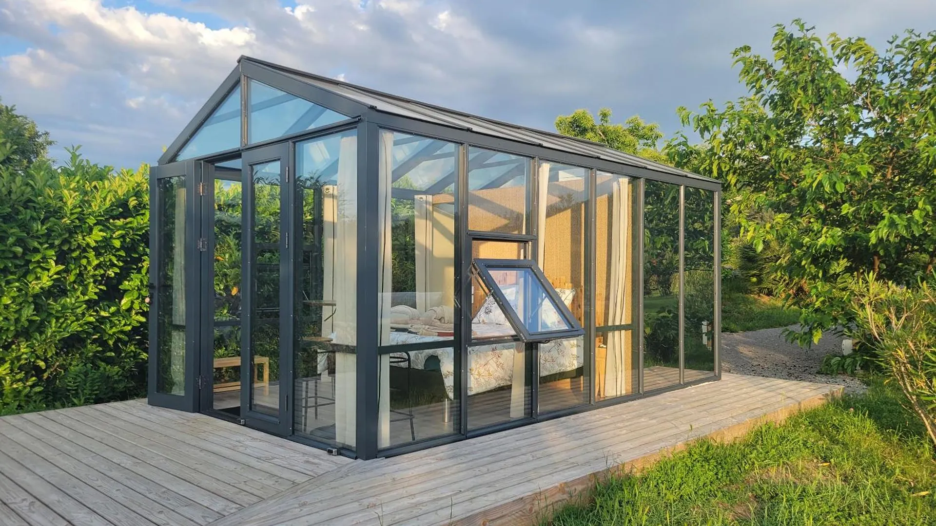 Mas De Bouilhac Gite Et Insolite Pranles Bed & Breakfast